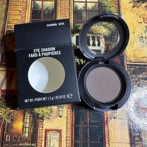 MAC COSMETICS BNIB DIAMOND COVE Matte eyeshadow NEW VERY RARE!